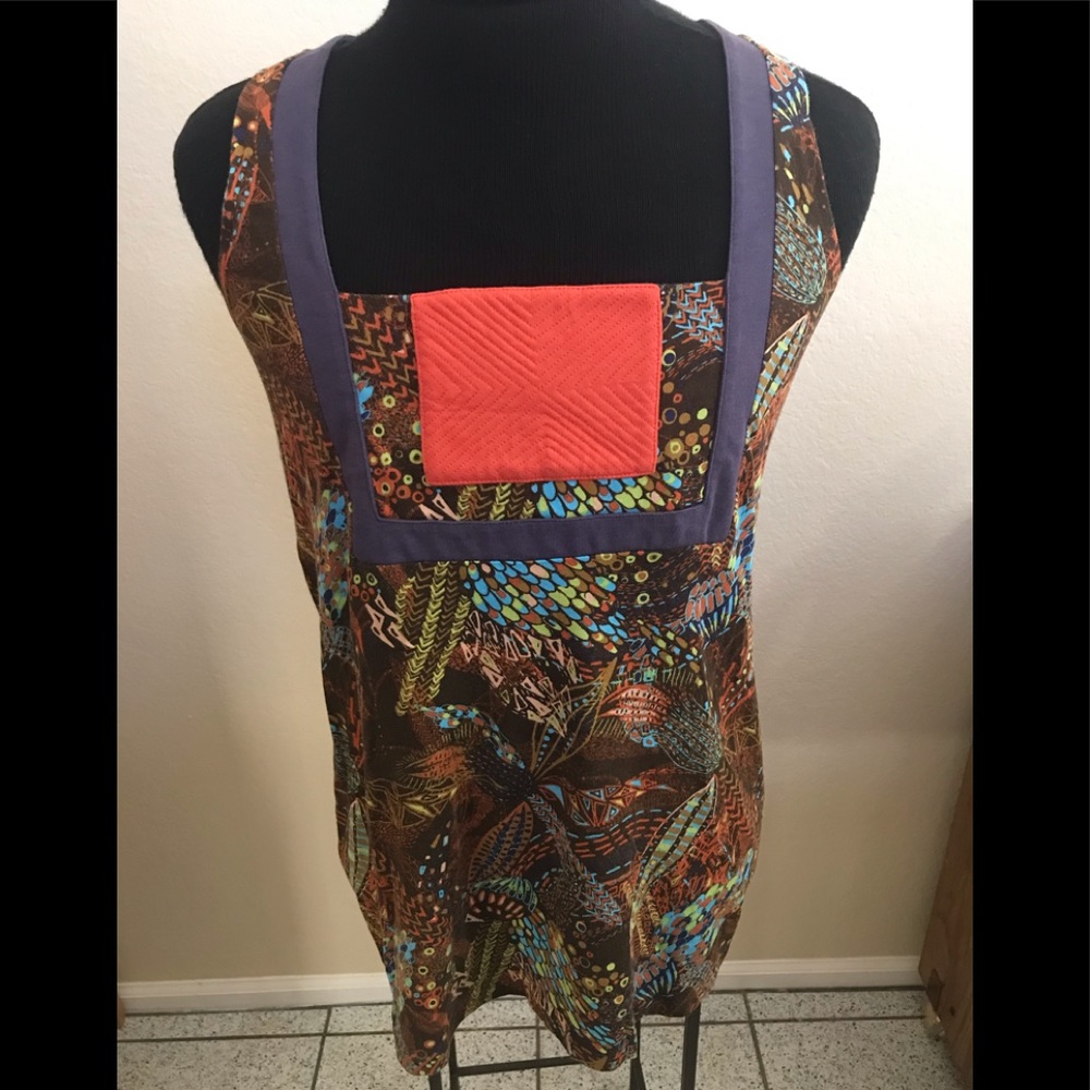 EUC Multi-colored HINGE SZL Tunic TOP